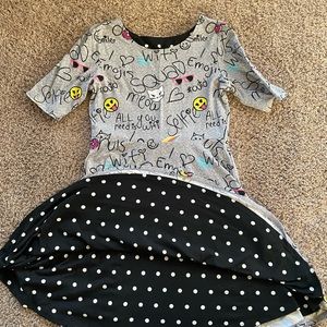 Reversible size 10 dress
040